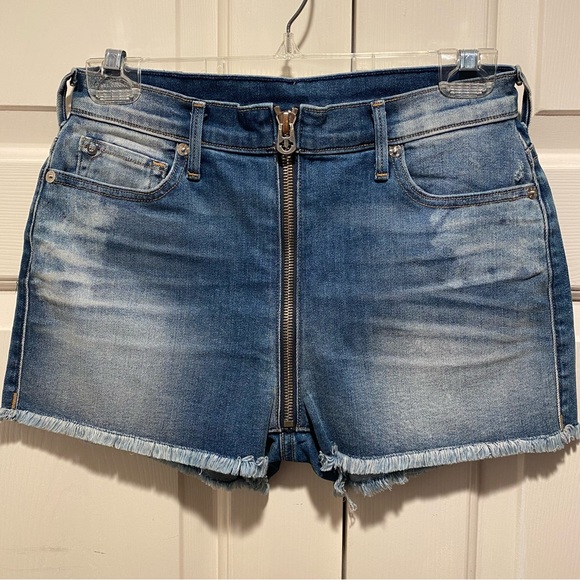 Like New! True Religion Jean Shorts